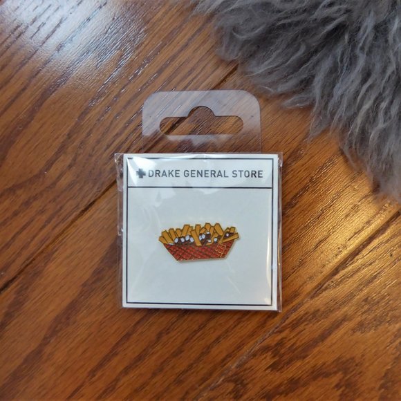 🌵5 for $20 - Poutine Enamel Pin